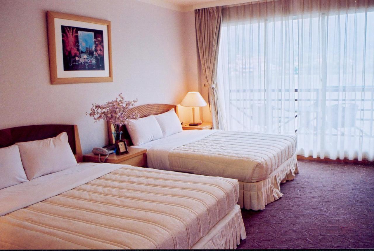 Lakeside Resort Nantou Exterior photo