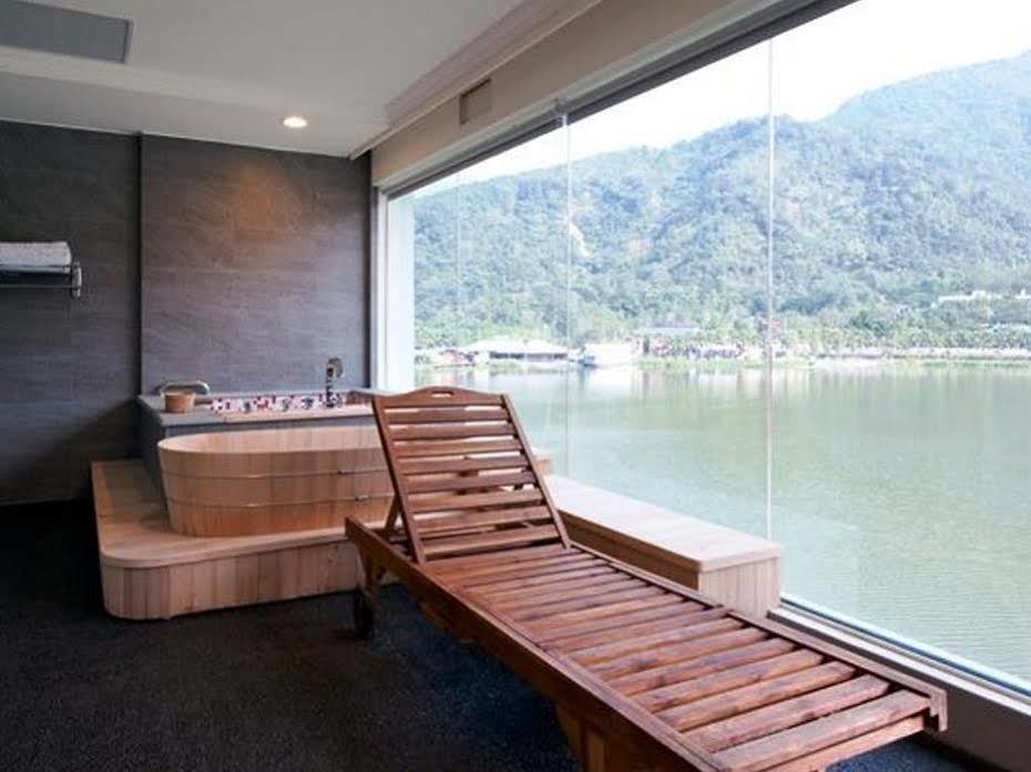 Lakeside Resort Nantou Exterior photo